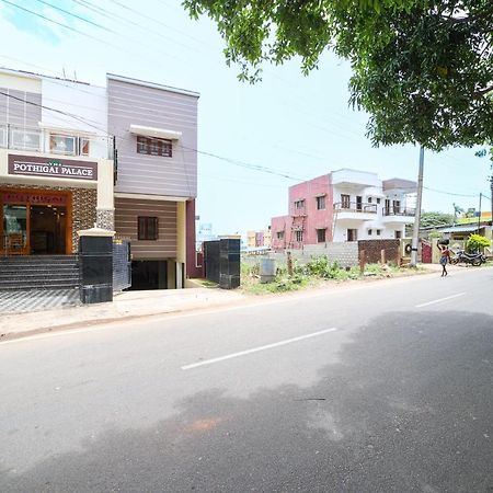 The Pothigai Palace Hotel Kuttālam Exterior photo